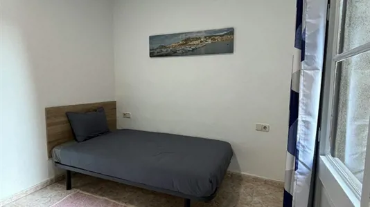 Rooms in Barcelona Ciutat Vella - photo 1