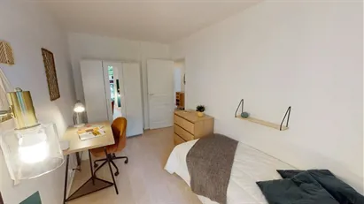 Room for rent in Paris 13ème arrondissement - Place d'Italie, Paris