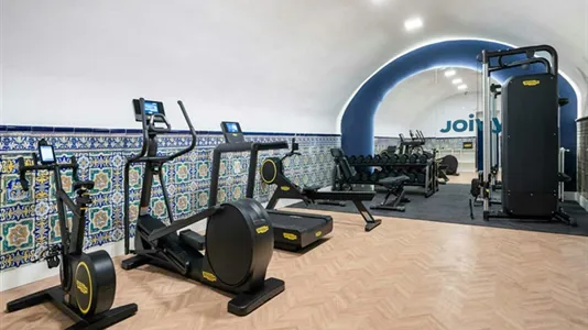 Rooms in Madrid Centro - photo 10