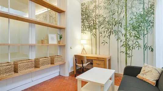 Rooms in Barcelona Eixample - photo 2