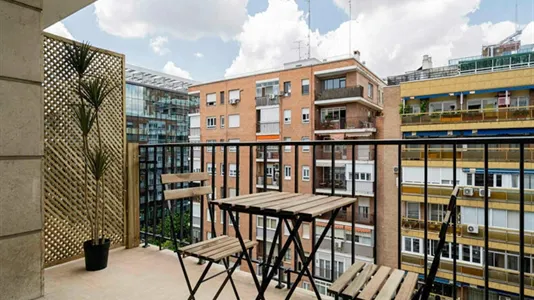 Rooms in Madrid Chamartín - photo 6