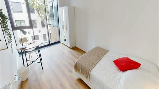 Rooms in Nanterre - photo 4