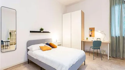 Room for rent in Milano Zona 6 - Barona, Lorenteggio, Milan