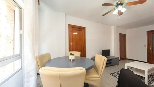 Rooms in Granada - photo 9