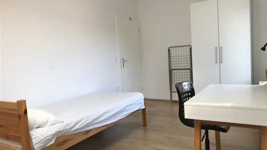 Rooms in Besnica - photo 4