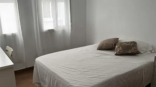 Rooms in Málaga - photo 7