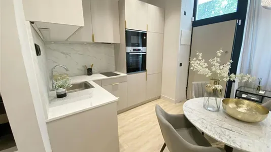 Apartments in Madrid Ciudad Lineal - photo 8