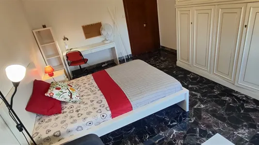Rooms in Florence - photo 3