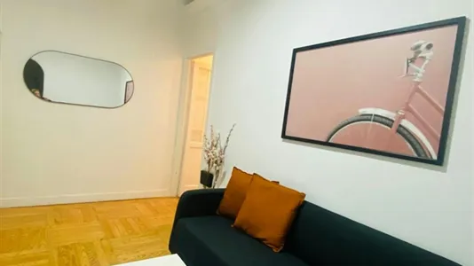 Rooms in Madrid Retiro - photo 9