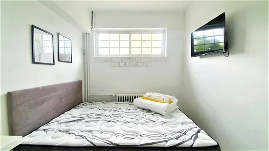 Rooms in Madrid Latina - photo 1