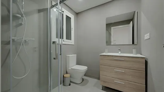 Rooms in Barcelona Eixample - photo 4