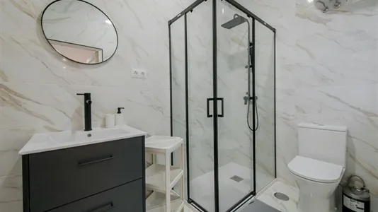 Rooms in Madrid Salamanca - photo 6