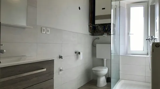 Rooms in Besnica - photo 10