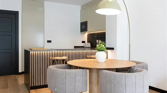 Apartments in Barcelona Eixample - photo 9