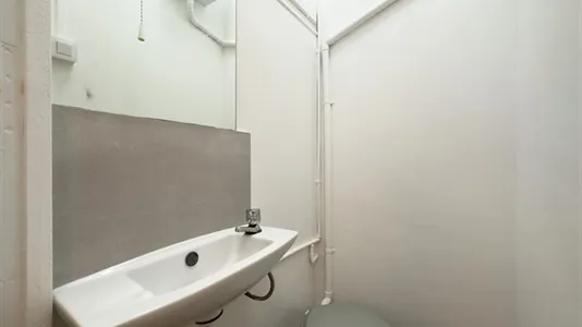 Rooms in Barcelona Ciutat Vella - photo 6