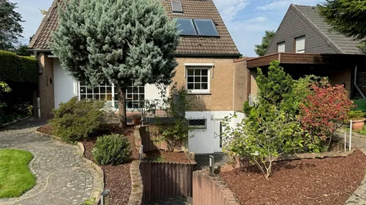 Houses in Rhein-Kreis Neuss - photo 2