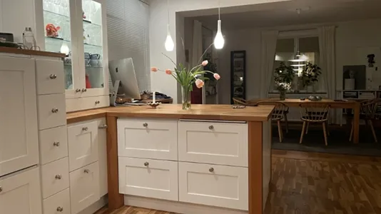 Houses in Örgryte-Härlanda - photo 2