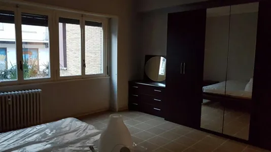 Rooms in Roma Municipio III – Monte Sacro - photo 2