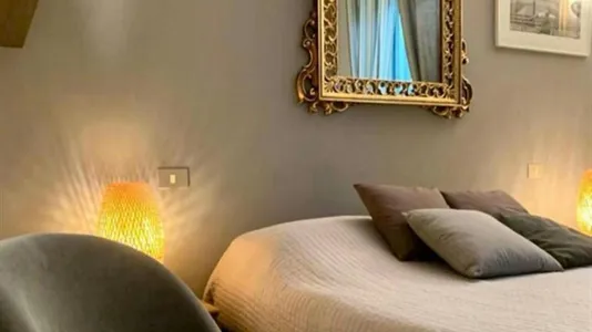 Apartments in Milano Zona 8 - Fiera, Gallaratese, Quarto Oggiaro - photo 2