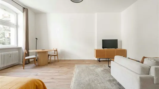 Apartments in Berlin Mitte - photo 4