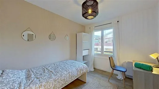 Rooms in Rouen - photo 2