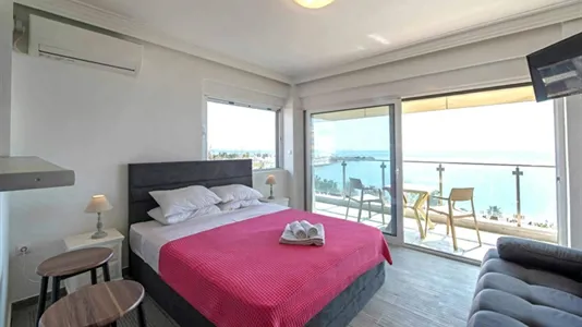 Apartments in Alimos - photo 1