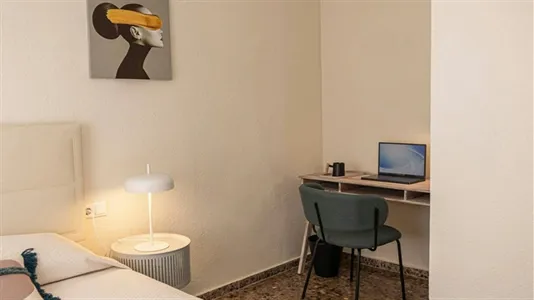 Rooms in Valencia Algirós - photo 5