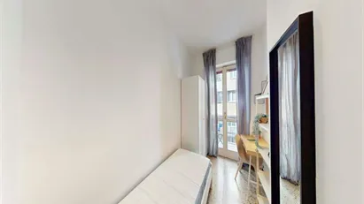 Room for rent in Milano Zona 2 - Stazione Centrale, Gorla, Turro, Greco, Crescenzago, Milan