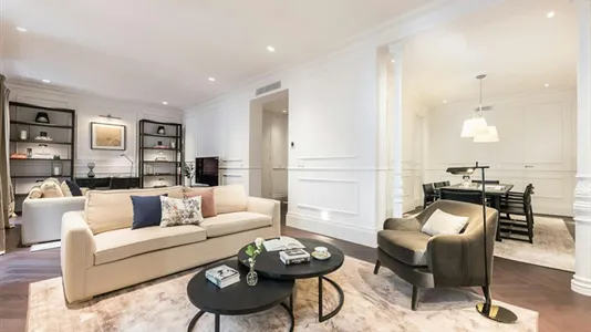 Apartments in Madrid Centro - photo 5