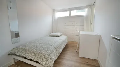 Room for rent in Las Barranquillas, Comunidad de Madrid