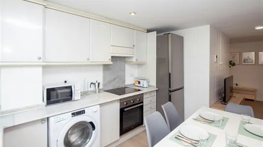 Rooms in Valencia Algirós - photo 9