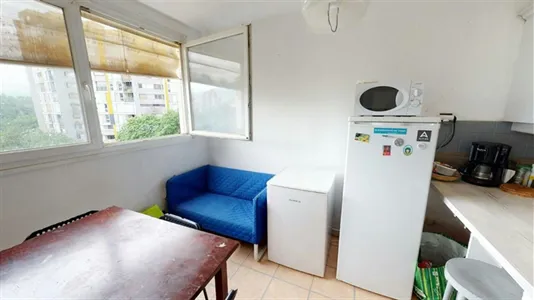 Rooms in Grenoble - photo 3