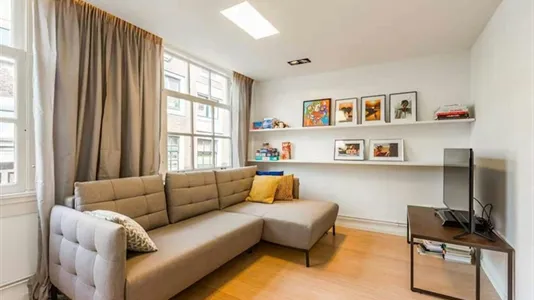 Apartments in Amsterdam Centrum - photo 4