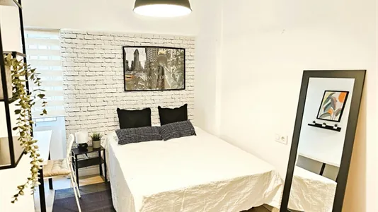 Rooms in Valencia Algirós - photo 5