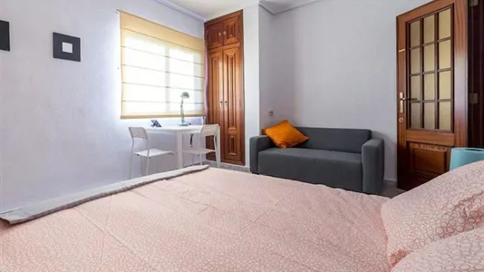 Rooms in Valencia Campanar - photo 1