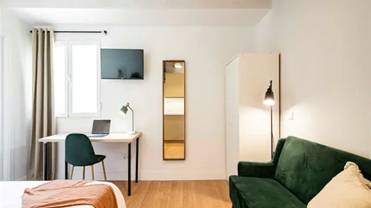 Rooms in Madrid Centro - photo 4
