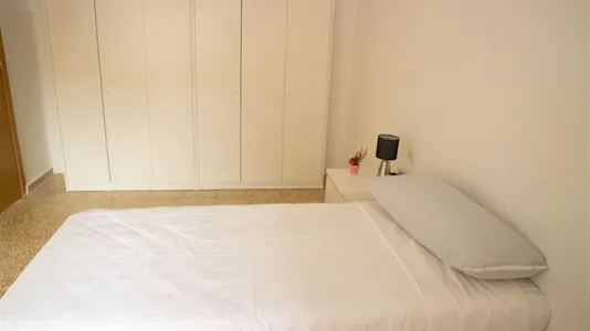 Rooms in Valencia Camins al Grau - photo 6