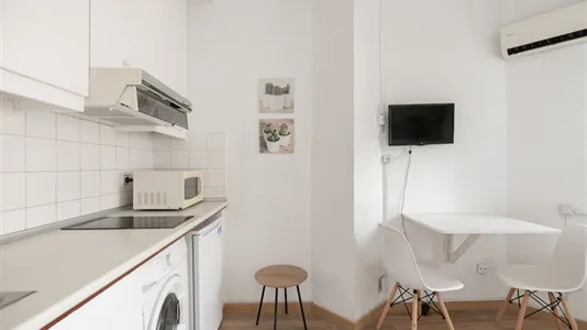 Apartments in Barcelona Sants-Montjuïc - photo 9