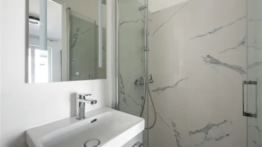 Apartments in Paris 18ème arrondissement - Montmartre - photo 6