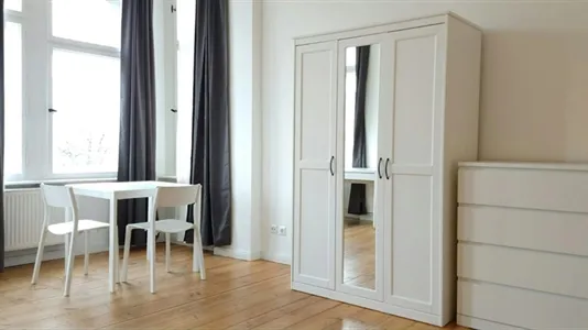 Apartments in Berlin Neukölln - photo 8