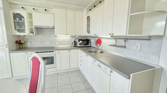 Rooms in Besnica - photo 7