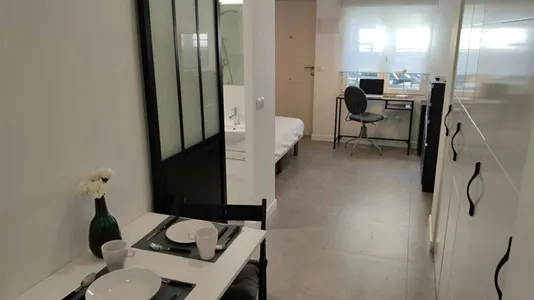 Apartments in Burjassot - photo 7