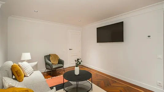 Rooms in Madrid Chamartín - photo 7