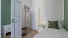 Room for rent, Florence, Toscana, &lt;span class=&quot;blurred street&quot; onclick=&quot;ProcessAdRequest(14129123)&quot;&gt;&lt;span class=&quot;hint&quot;&gt;See streetname&lt;/span&gt;[xxxxxxxxxxxxx]&lt;/span&gt;