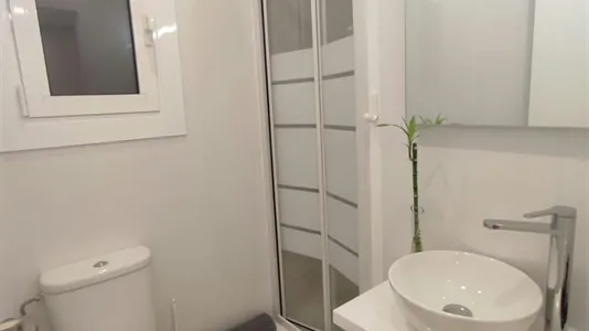 Rooms in Barcelona Sant Martí - photo 6