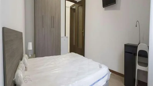 Rooms in Milano Zona 2 - Stazione Centrale, Gorla, Turro, Greco, Crescenzago - photo 4