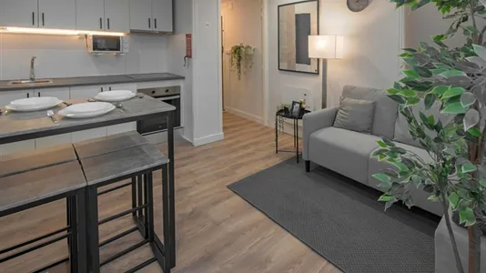 Rooms in Barcelona Sant Martí - photo 6