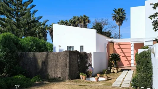 Apartments in Sanlúcar de Barrameda - photo 2