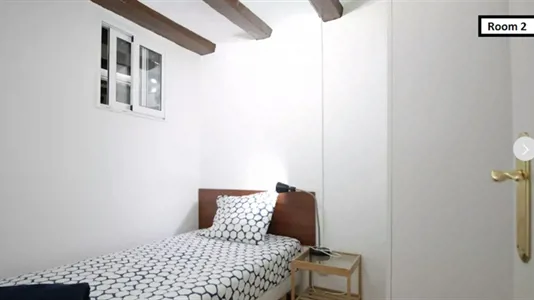 Rooms in Barcelona Ciutat Vella - photo 1