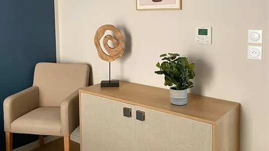 Apartments in Mâcon - photo 2